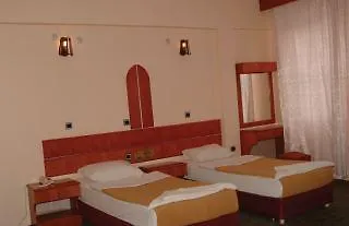 Otel Pueren 3*